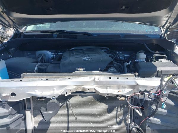 2021 TOYOTA TUNDRA PLATINUM — I10