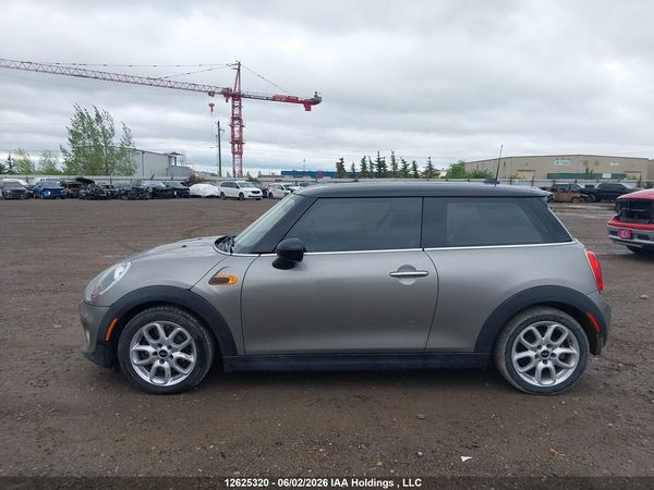 2018 MINI COOPER