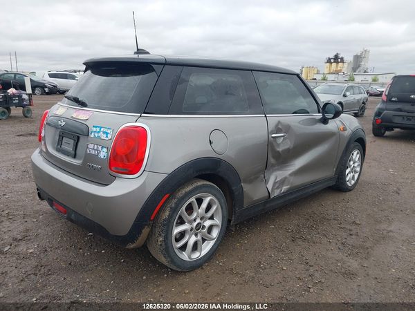2018 MINI COOPER