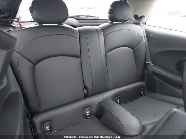 2018 MINI COOPER