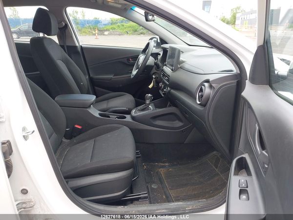 2022 HYUNDAI KONA SE Without FCA