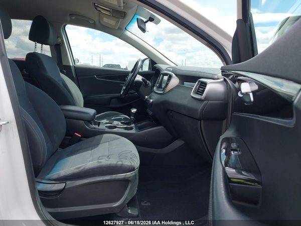 2019 KIA SORENTO 2.4L LX