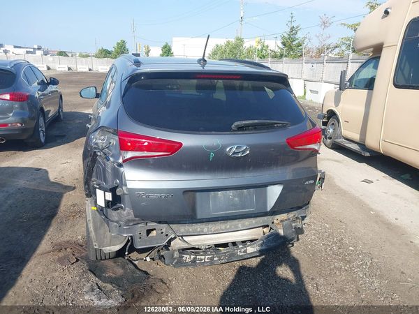 2017 HYUNDAI TUCSON SE — I17