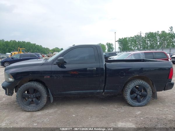 2016 RAM 1500 ST