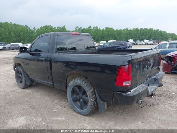 2016 RAM 1500 ST