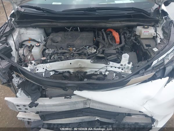 2025 TOYOTA SIENNA — I9