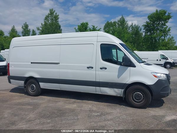 2025 MERCEDES-BENZ SPRINTER 2500 907 (VS30)