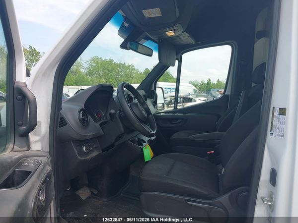 2025 MERCEDES-BENZ SPRINTER 2500 907 (VS30)
