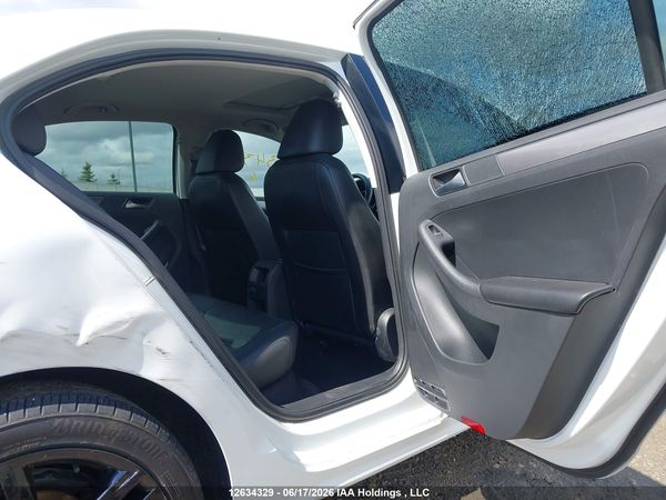 2017 VOLKSWAGEN JETTA 1.8 TSI HIGHLINE — I8