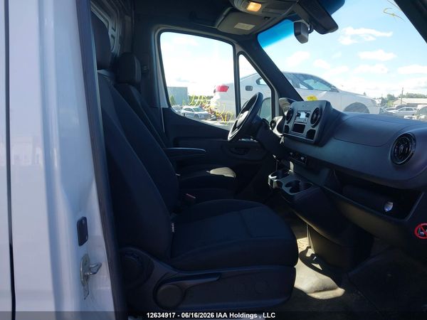 2024 MERCEDES-BENZ SPRINTER 2500 907 (VS30)
