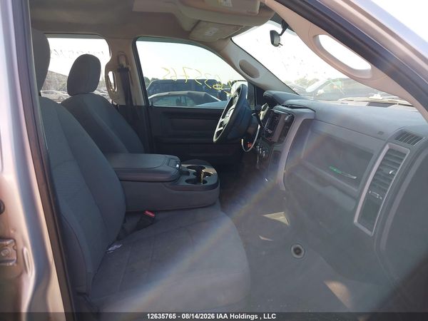 2016 RAM 1500 ST