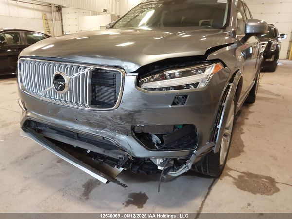 2017 VOLVO XC90 HYBRID Inscription