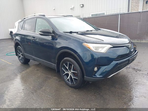 2017 TOYOTA RAV4 SE
