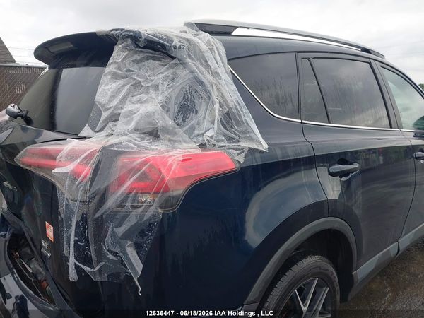 2017 TOYOTA RAV4 SE