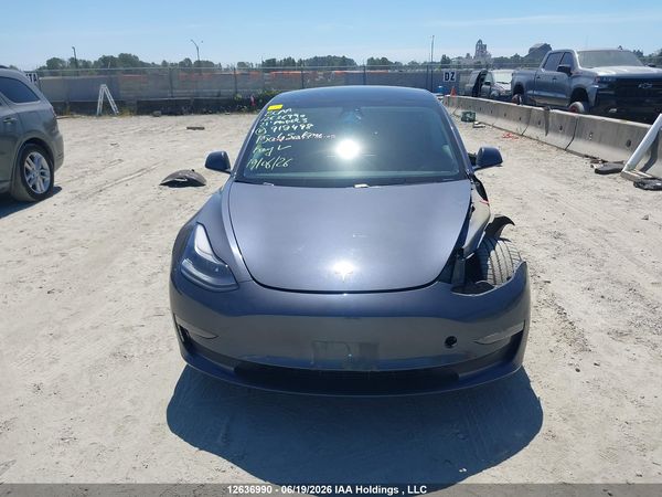 2021 TESLA MODEL 3 — I13