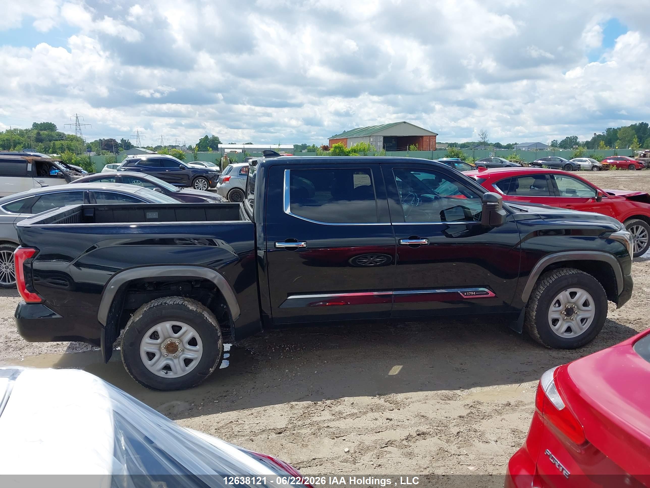 2023 TOYOTA TUNDRA PLATINUM