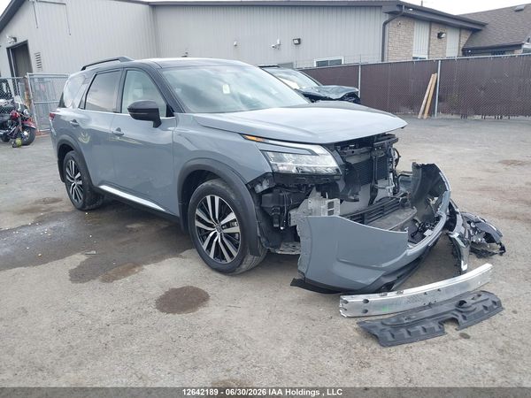 2024 NISSAN PATHFINDER PLATINUM — I1