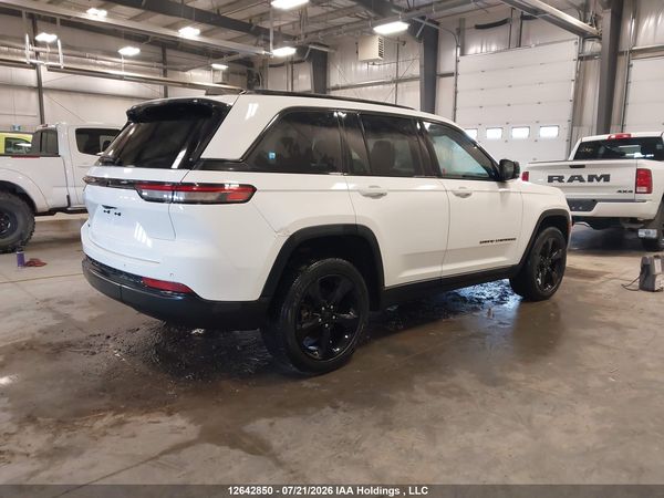 2023 JEEP GRAND CHEROKEE LAREDO/ALTITUDE