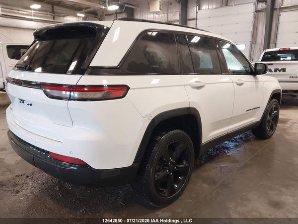 2023 JEEP GRAND CHEROKEE LAREDO/ALTITUDE