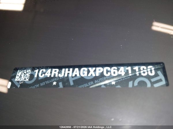 2023 JEEP GRAND CHEROKEE LAREDO/ALTITUDE