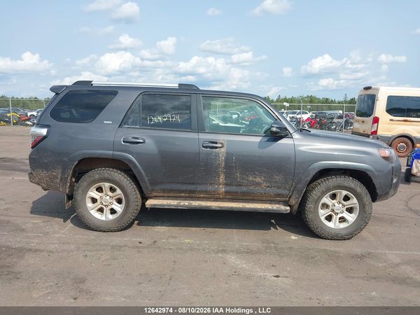 2022 TOYOTA 4RUNNER SR5 Prem