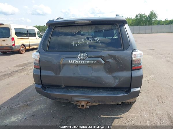 2022 TOYOTA 4RUNNER SR5 Prem
