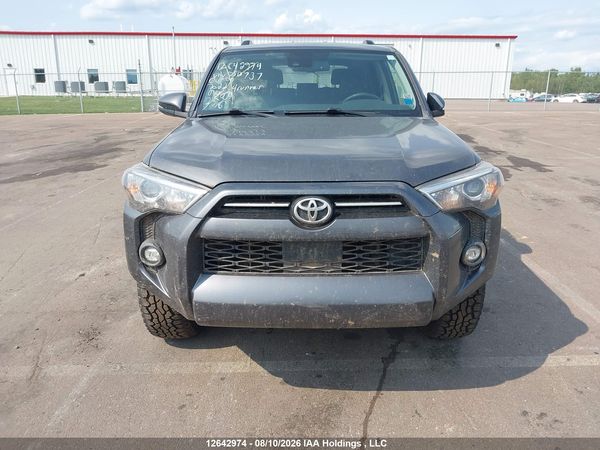 2022 TOYOTA 4RUNNER SR5 Prem