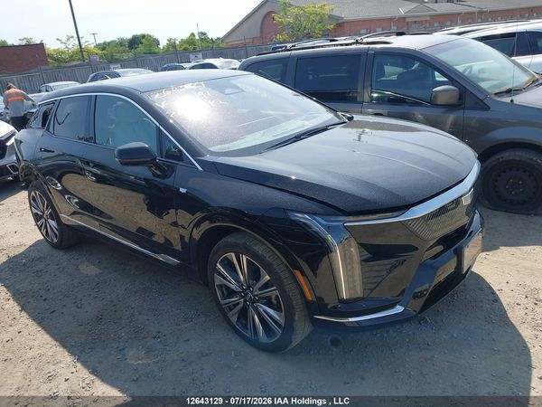 2026 CADILLAC OPTIQ LUXURY