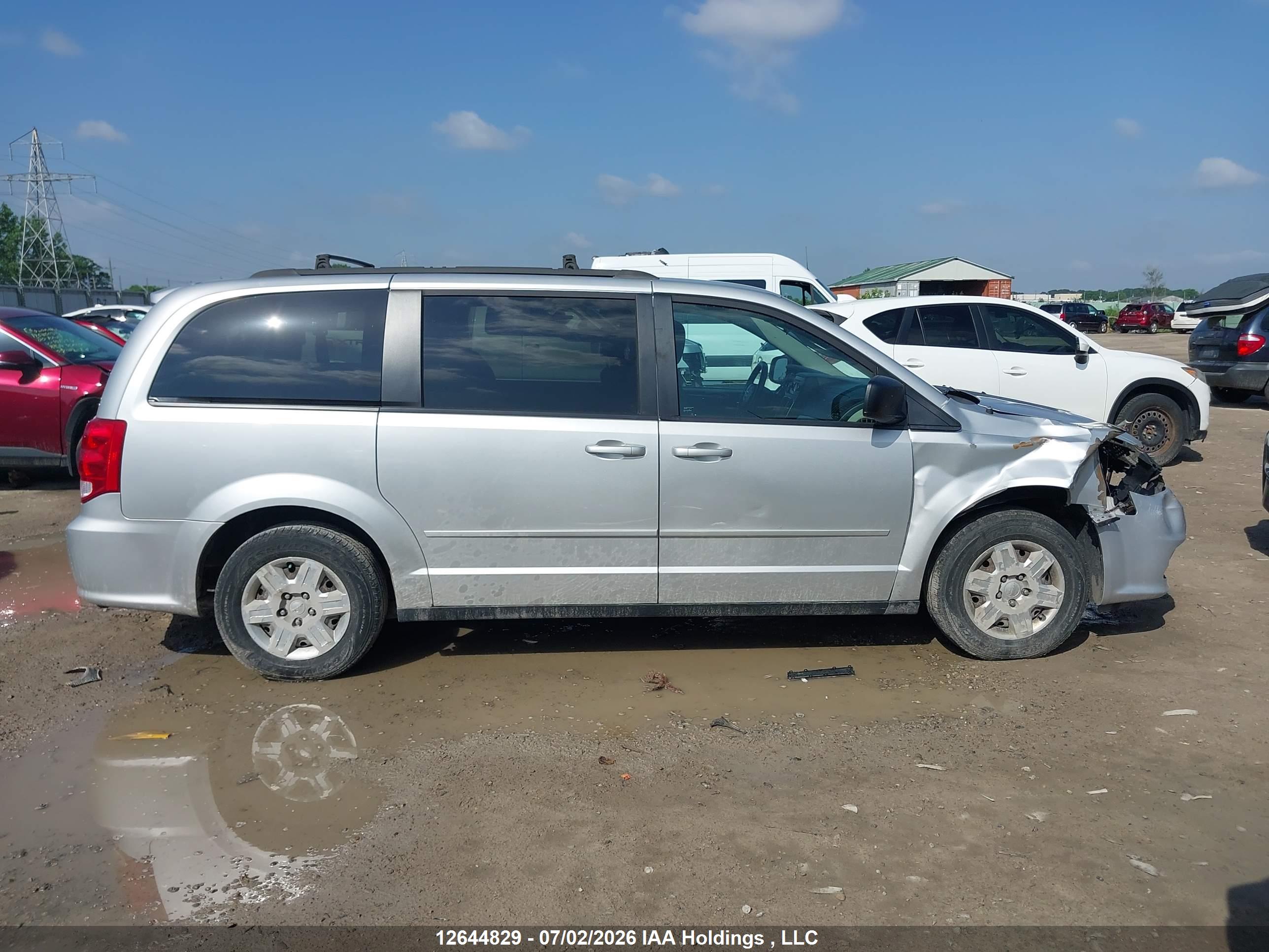 2012 DODGE GRAND CARAVAN SE