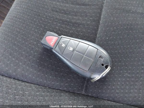 2012 DODGE GRAND CARAVAN SE