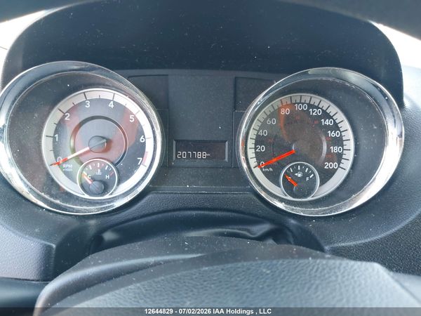 2012 DODGE GRAND CARAVAN SE