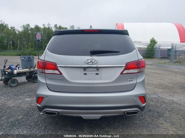 2018 HYUNDAI SANTA FE SE