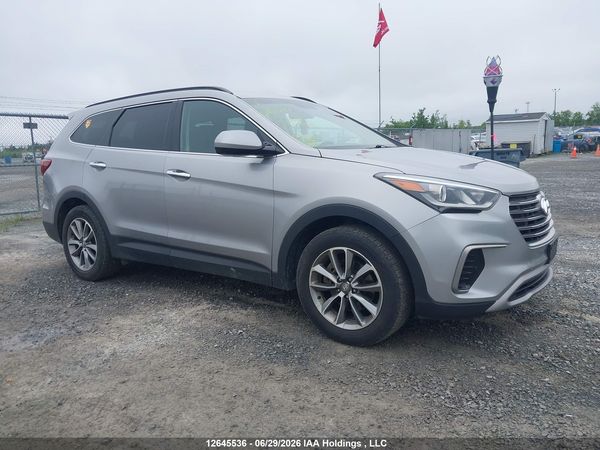 2018 HYUNDAI SANTA FE SE