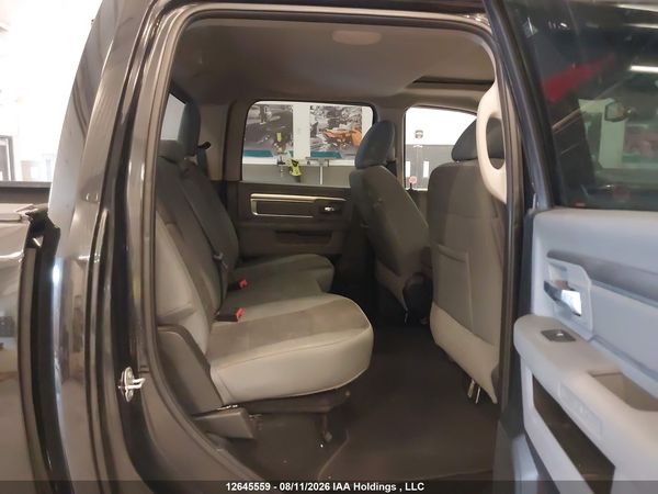 2018 RAM 1500 SLT