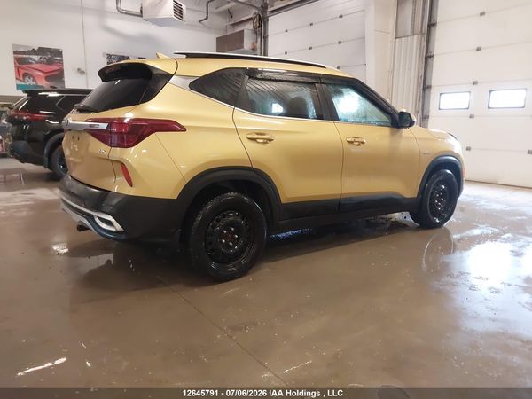 2021 KIA SELTOS EX