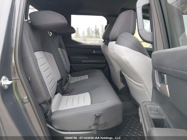 2025 TOYOTA TACOMA — I8