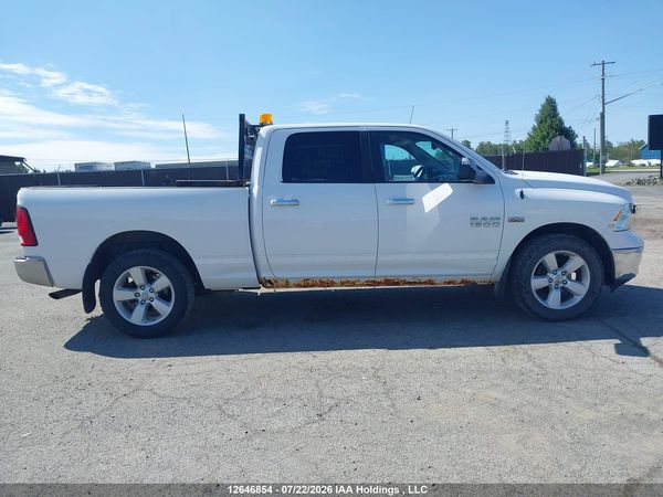 2017 RAM 1500 SLT