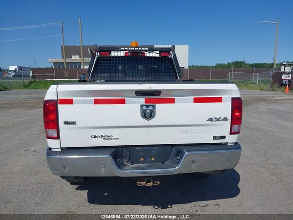 2017 RAM 1500 SLT