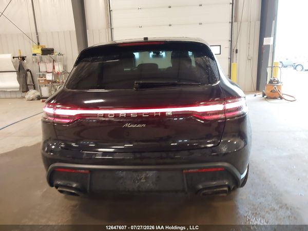 2022 PORSCHE MACAN