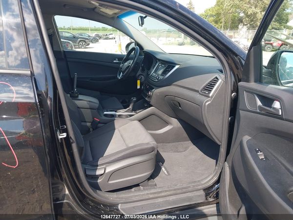 2017 HYUNDAI TUCSON LIMITED/SPORT AND ECO/SE