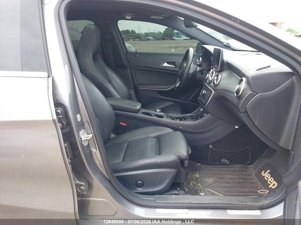 2016 MERCEDES-BENZ GLA 250 4MATIC