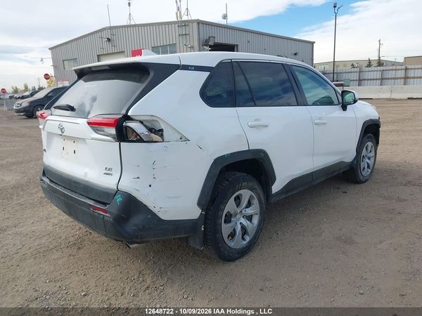 2022 TOYOTA RAV4 LE — I4