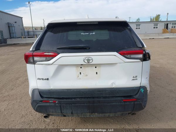 2022 TOYOTA RAV4 LE — I17