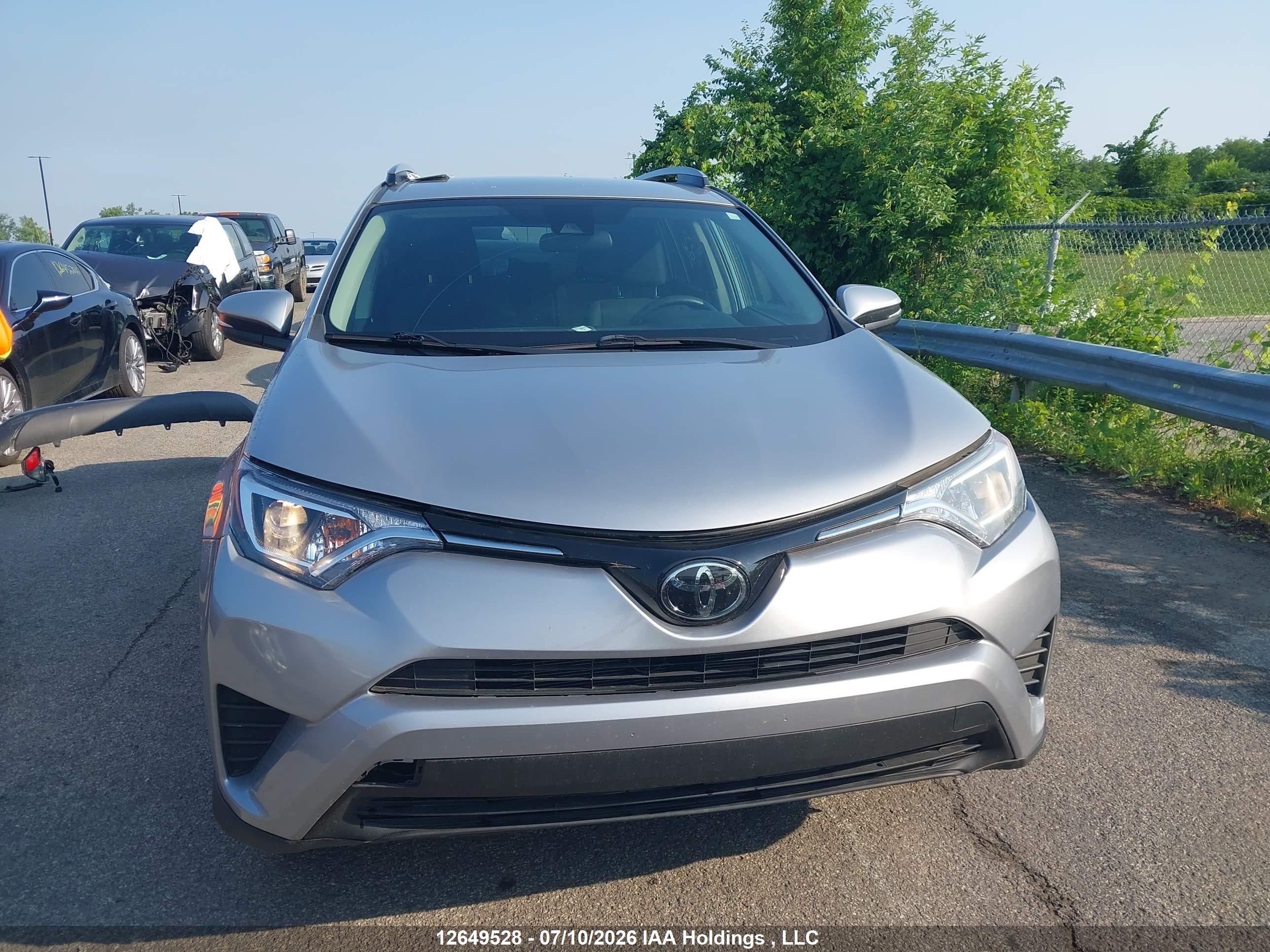2018 TOYOTA RAV4 LE