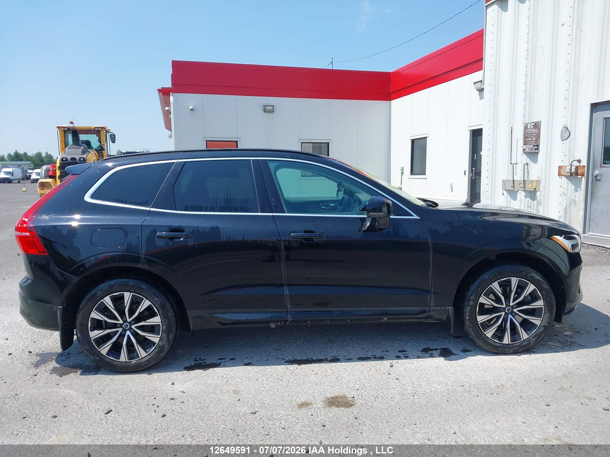2023 VOLVO XC60 PLUS