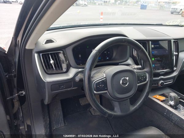 2023 VOLVO XC60 PLUS