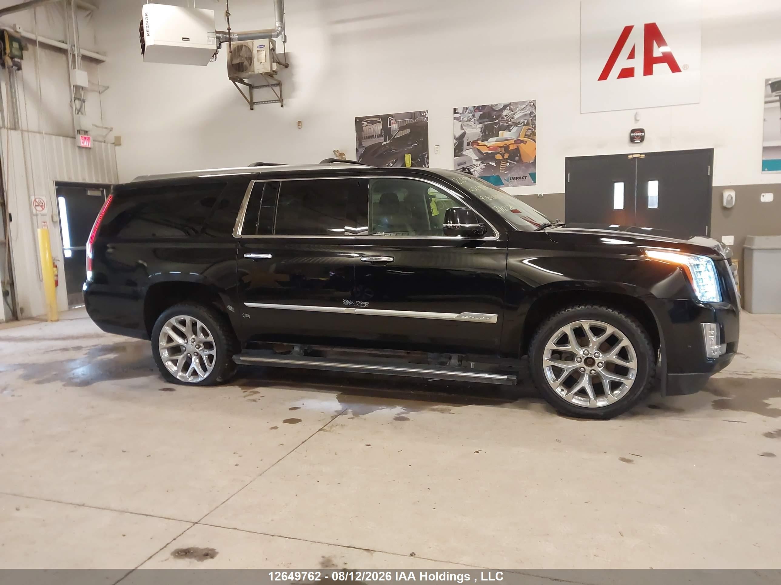 2019 CADILLAC ESCALADE ESV ESV Premium Luxury