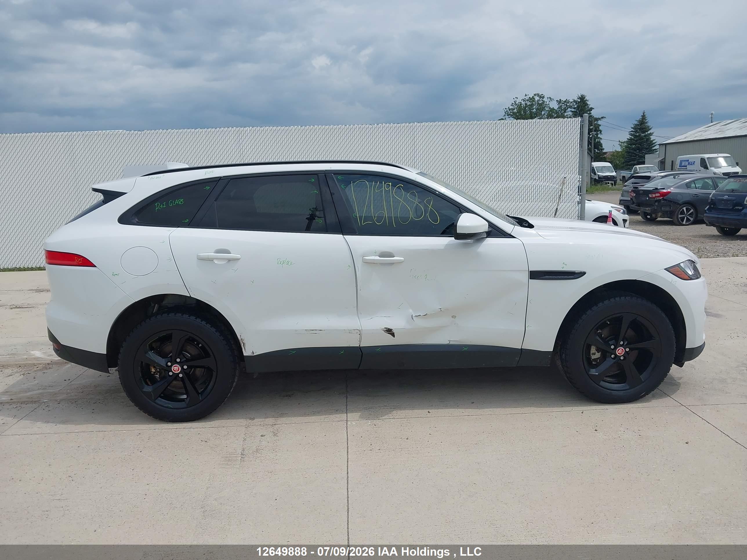 2017 JAGUAR F-PACE PREMIUM