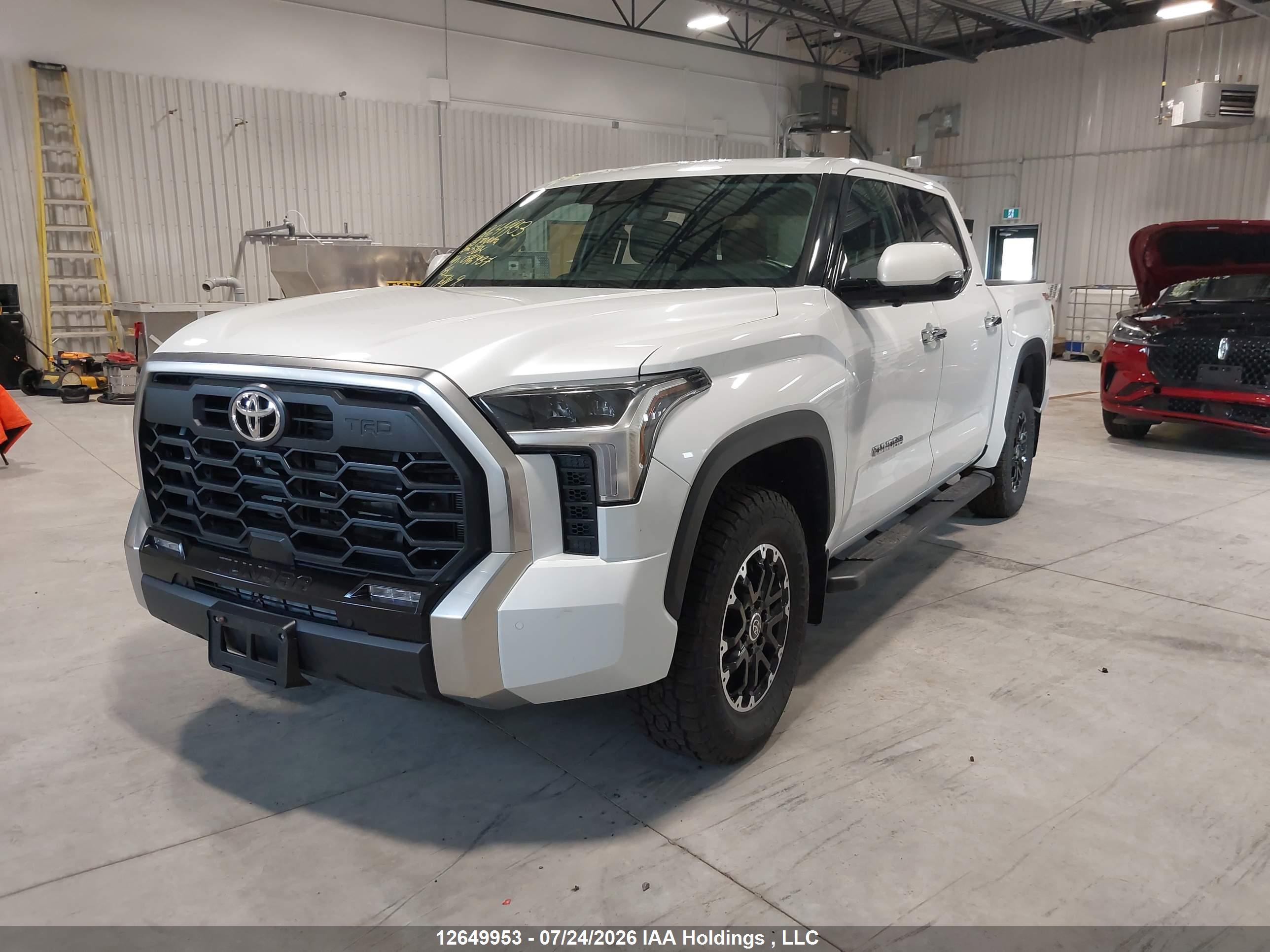 2023 TOYOTA TUNDRA CREWMAX LIMITED — I2