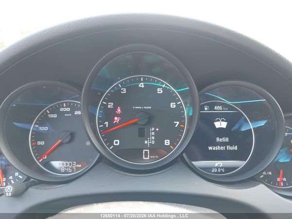 2017 PORSCHE CAYENNE PLATINUM EDITION — I7